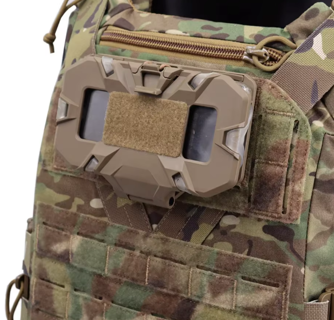 מחזיק טלפון טקטי – תואם MOLLE ומתאים לווסטים טקטיים