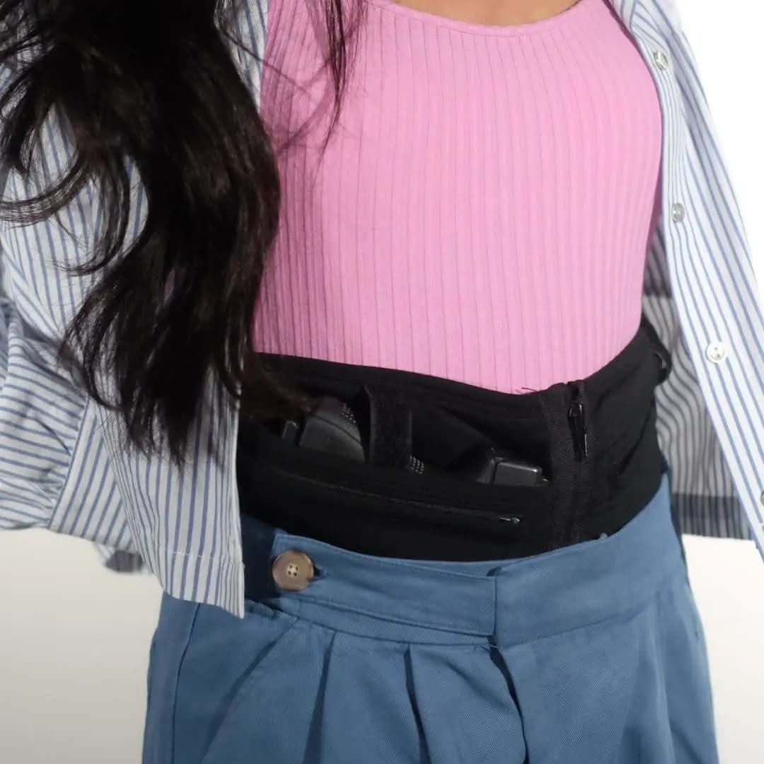 מחוך ייעודי לנשיאה נסתרת של אקדח זוארמי